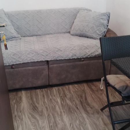 Apartment Giorgi In Szenaki Kültér fotó