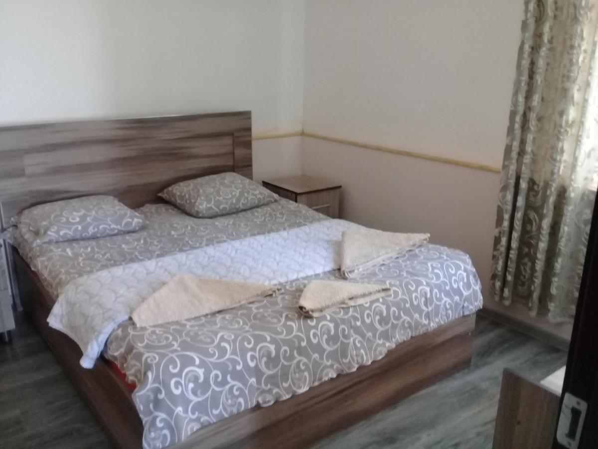 Apartment Giorgi In Szenaki Kültér fotó