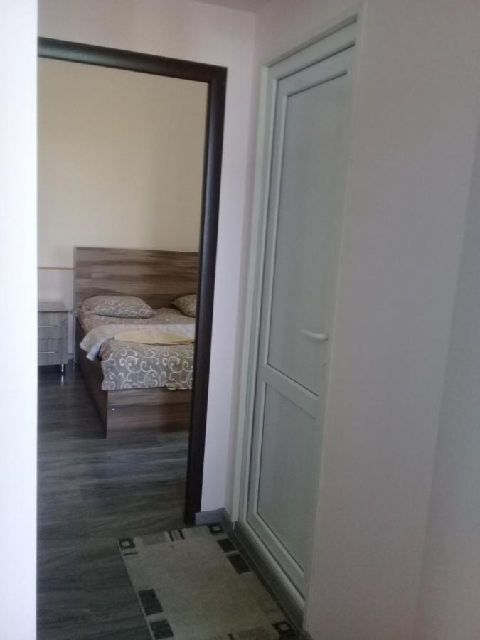 Apartment Giorgi In Szenaki Kültér fotó