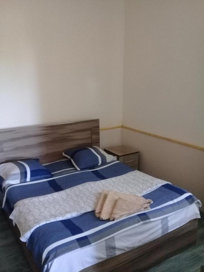 Apartment Giorgi In Szenaki Kültér fotó