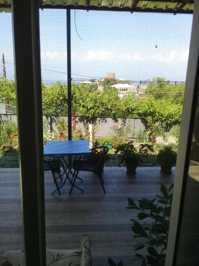 Apartment Giorgi In Szenaki Kültér fotó